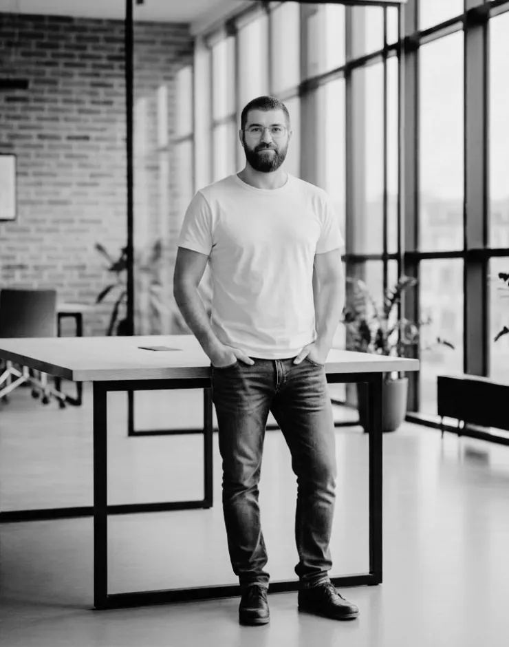 Home DE 11 Strategic Lead Emanuel